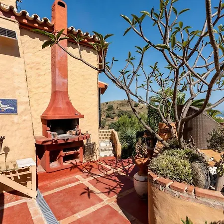 Cosy House Jacuzzi Wifi Pool View Villa