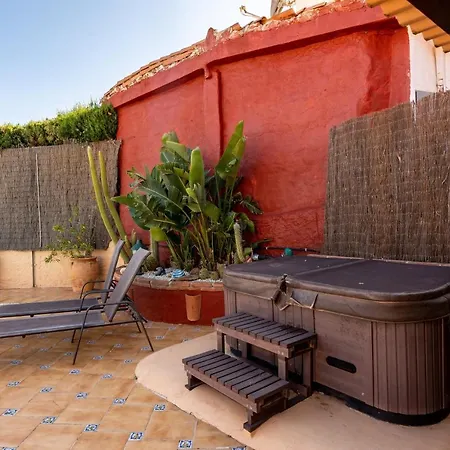 Cosy House Jacuzzi Wifi Pool View